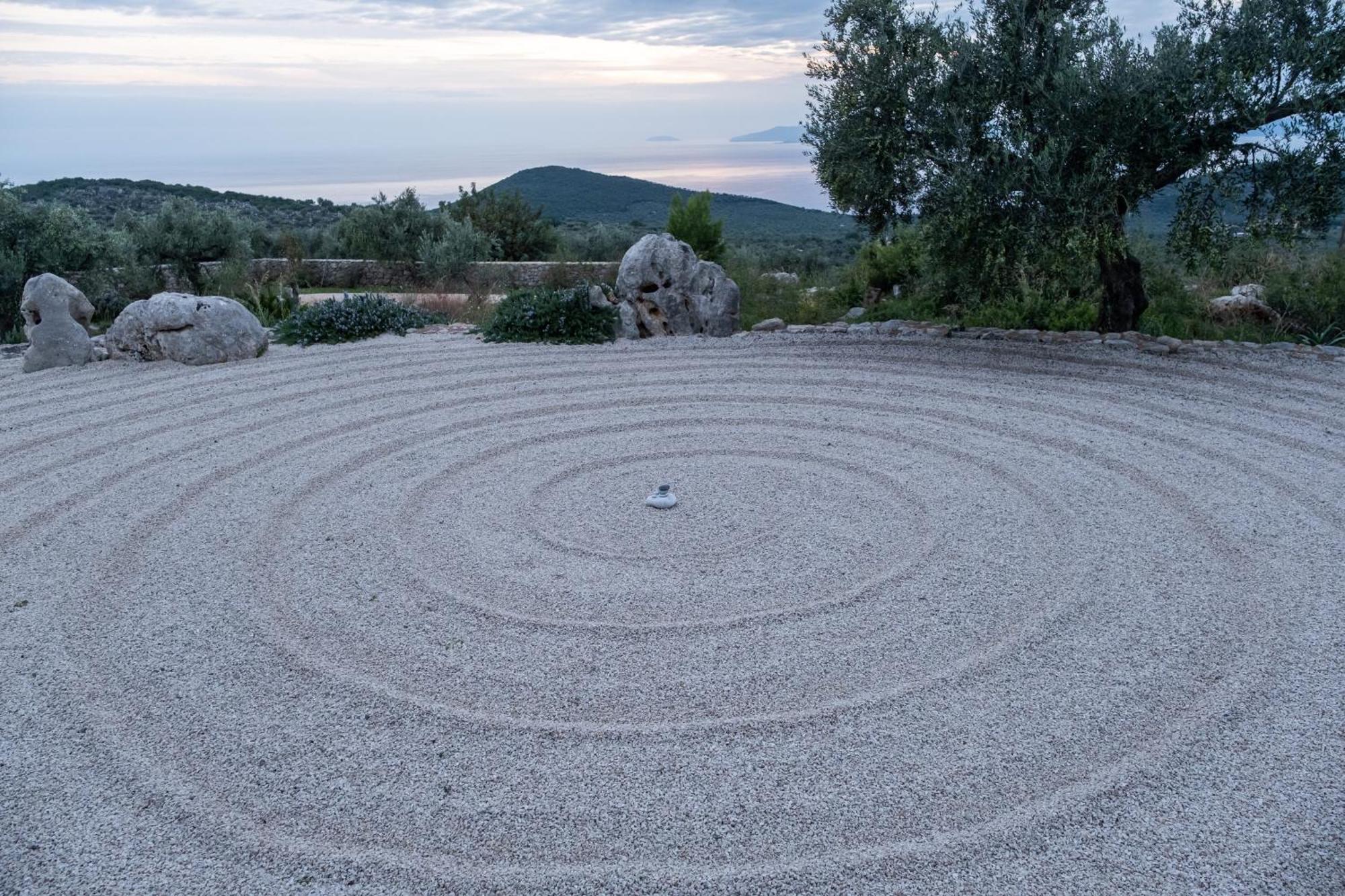 Zen Rocks Resort Kalianeika 外观 照片